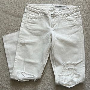H&M Conscious denim white 28 low waist ankle